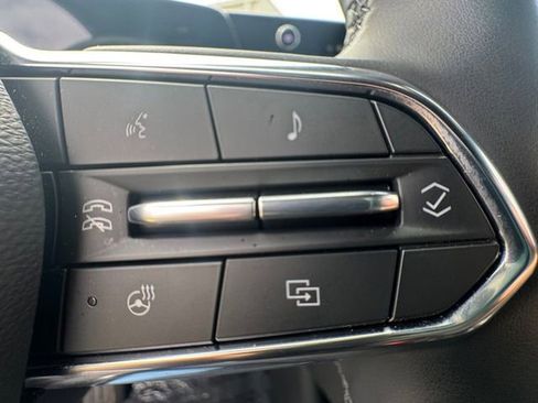 Used 2026 Chevrolet Equinox LT w/ Convenience Package II image 8