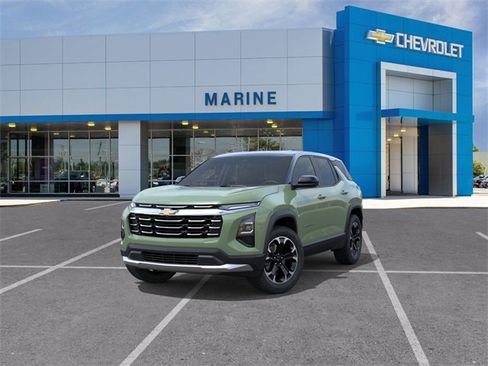 New 2026 Chevrolet Equinox LT w/ Convenience Package II image 8