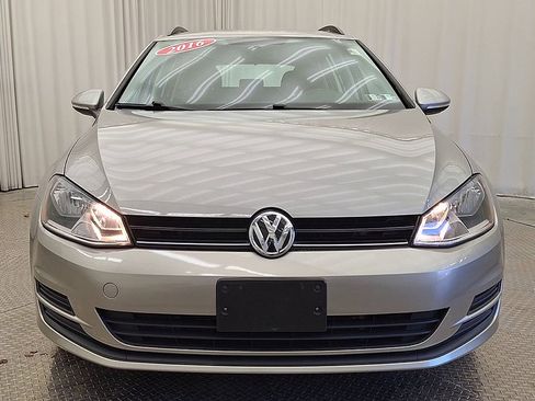 Used 2016 Volkswagen Golf S image 6