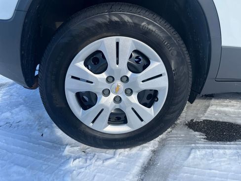 Used 2016 Chevrolet Trax LS image 15