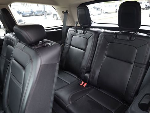 Used 2023 Lincoln Aviator Reserve w/ Equipment Group 201A AWD/4WD image 21