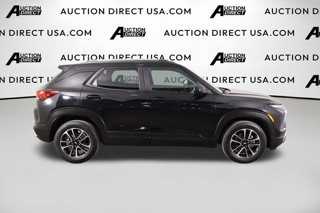 Used 2024 Chevrolet TrailBlazer LT FWD image 38