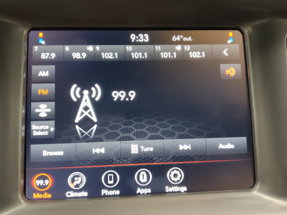 Used 2023 Dodge Charger SXT RWD image 25