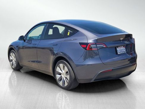 Used 2023 Tesla Model Y Long Range AWD/4WD image 6