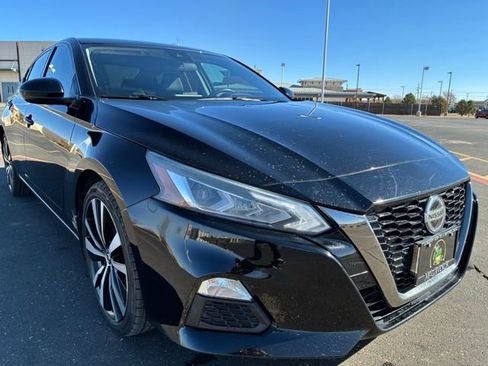 Certified 2021 Nissan Altima 2.5 SR image 8