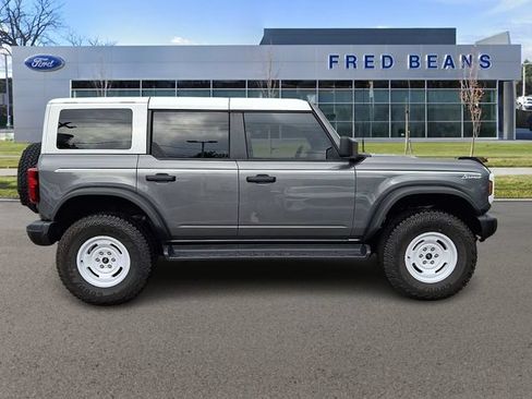 Used 2025 Ford Bronco Heritage Edition AWD/4WD image 9