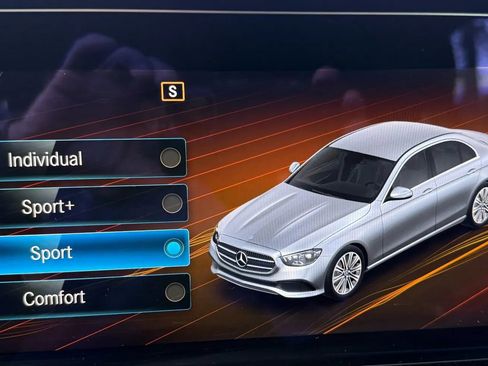 Used 2023 Mercedes-Benz E 350 Sedan image 25