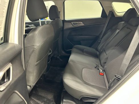 Used 2024 Kia Sportage LX AWD/4WD image 27