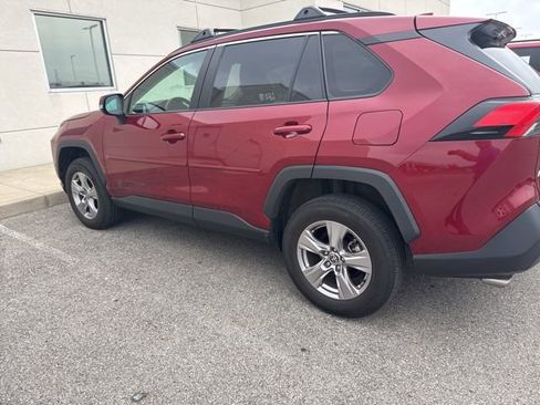 Used 2023 Toyota RAV4 XLE AWD/4WD image 11