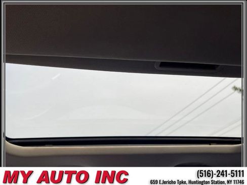 Used 2010 Jeep Grand Cherokee Laredo image 12