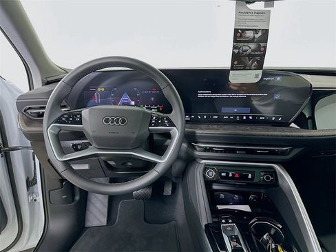 New 2025 Audi Q5 2.0T Premium Plus image 19