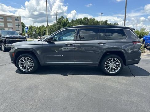 Used 2023 Jeep Grand Cherokee L Summit w/ Advanced Protech Group IV RWD image 5