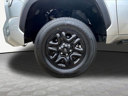 Used 2024 Toyota Tundra Limited w/ TRD Off-Road Package AWD/4WD image 35