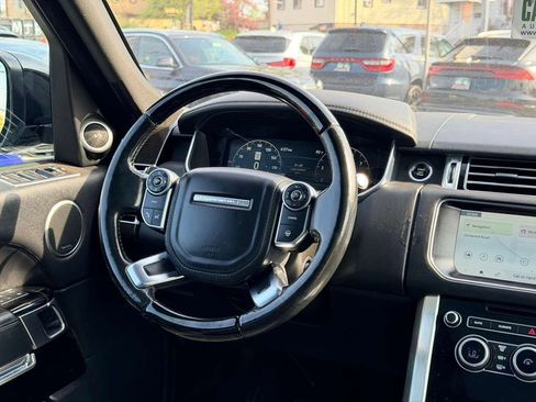 Used 2017 Land Rover Range Rover Supercharged AWD/4WD image 35