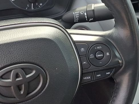 Used 2023 Toyota Corolla SE w/ SE Premium Package FWD image 22