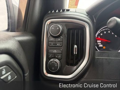 Used 2019 Chevrolet Silverado 1500 LT w/ All-Star Edition image 37