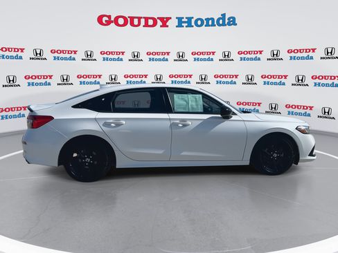 Certified 2024 Honda Civic Sport image 9
