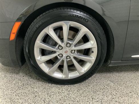 Used 2014 Cadillac XTS Luxury AWD/4WD image 9