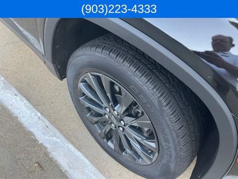Used 2023 Chevrolet Traverse RS w/ LPO, Floor Liner Package FWD image 11