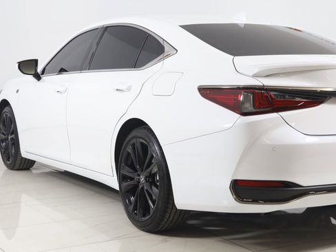 Used 2025 Lexus ES 300h F Sport w/ Accessory Package (Z1) image 25
