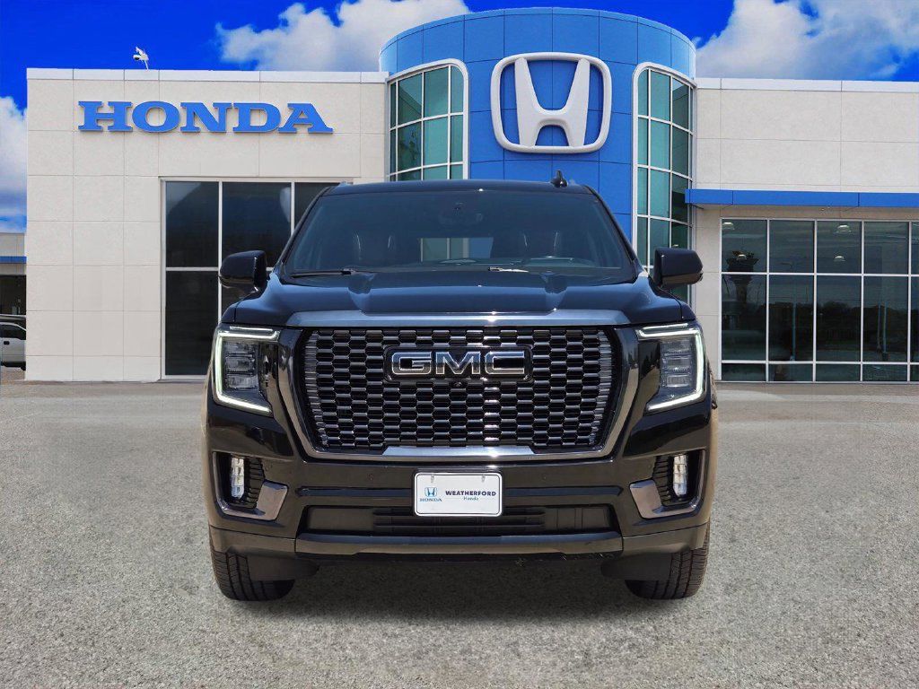 Used 2023 GMC Yukon Denali Ultimate AWD/4WD image 8