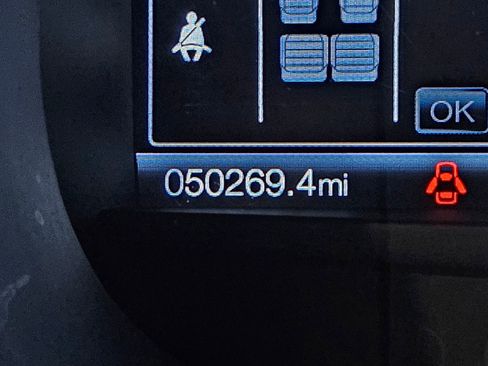 Used 2024 Ford Edge Titanium image 29