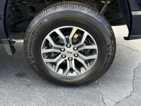 Used 2021 Ford F150 Lariat w/ Equipment Group 501A Mid image 15