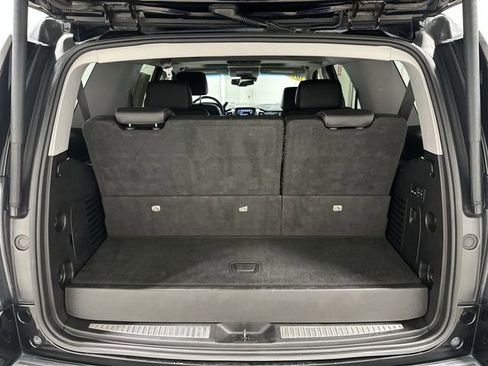 Used 2019 GMC Yukon SLT w/ Graphite Performance Edition AWD/4WD image 26
