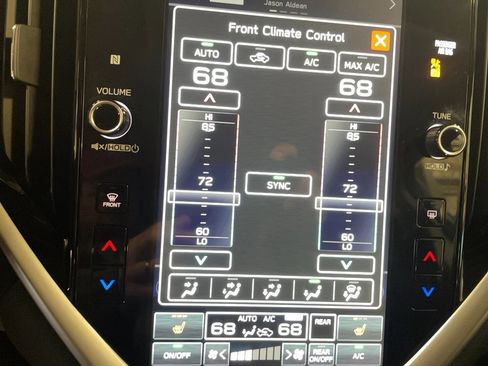 Used 2024 Subaru Ascent Premium w/ Convenience Package image 8