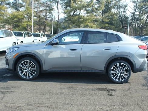 New 2026 BMW X2 xDrive28i w/ Technology Package image 4