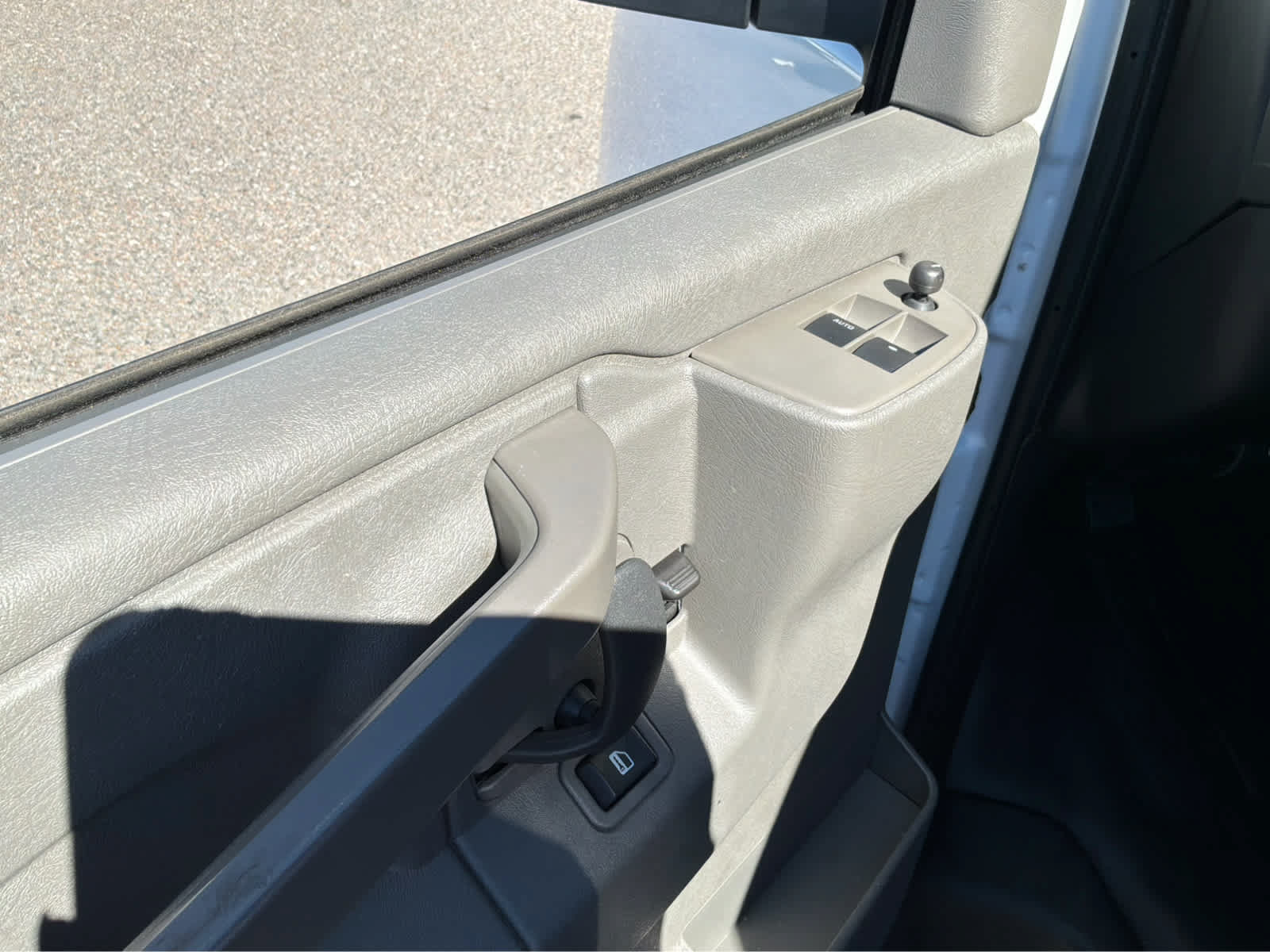 Used 2025 GMC Savana 2500 w/ Driver Convenience Package RWD image 7