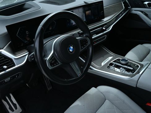 Certified 2023 BMW X7 xDrive40i w/ Executive Package AWD/4WD image 17