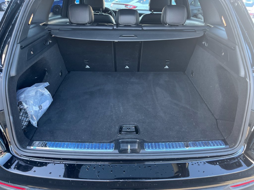 Used 2022 Mercedes-Benz GLC 300 image 11