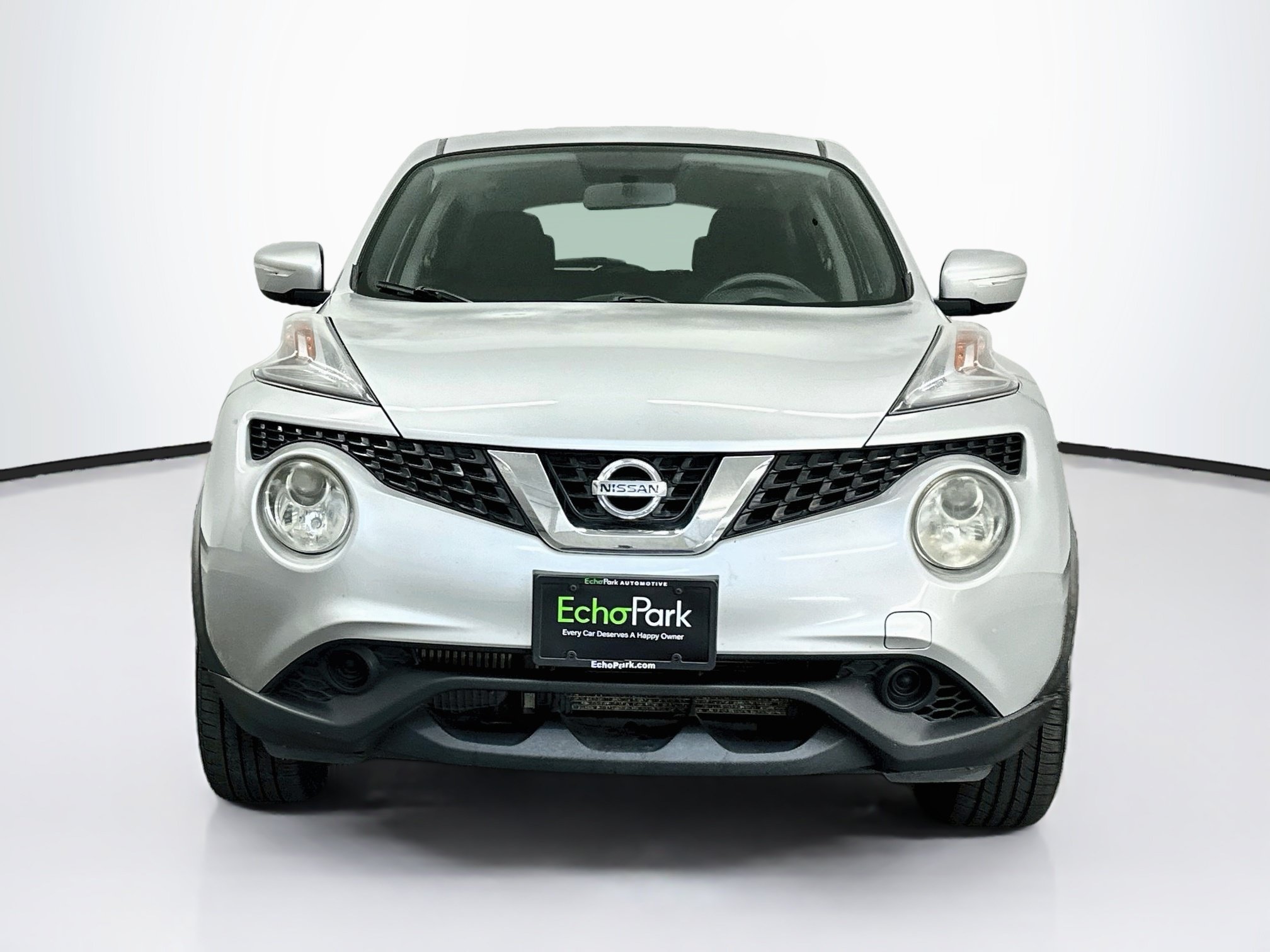 Used 2015 Nissan Juke S AWD/4WD image 2