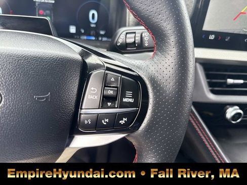 Used 2025 Ford Explorer ST-Line AWD/4WD image 30