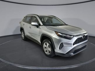Used 2025 Toyota RAV4 XLE w/ Convenience Package FWD video 2