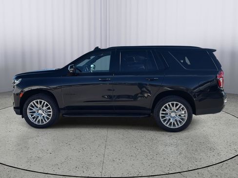 Used 2024 Chevrolet Tahoe RST w/ Luxury Package image 2