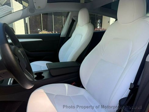 Used 2022 Tesla Model 3 Long Range AWD/4WD image 9