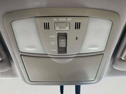 Used 2010 Nissan Murano LE AWD/4WD image 37