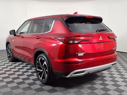 Used 2024 Mitsubishi Outlander SE AWD/4WD image 5