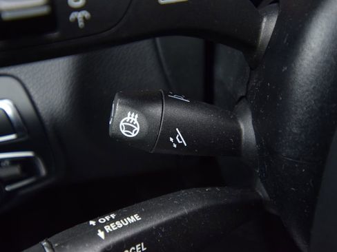 Used 2019 Mercedes-Benz GLC 43 AMG GLC 43 AMG 4MATIC image 36