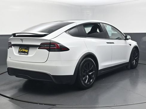 Used 2023 Tesla Model X AWD/4WD image 4