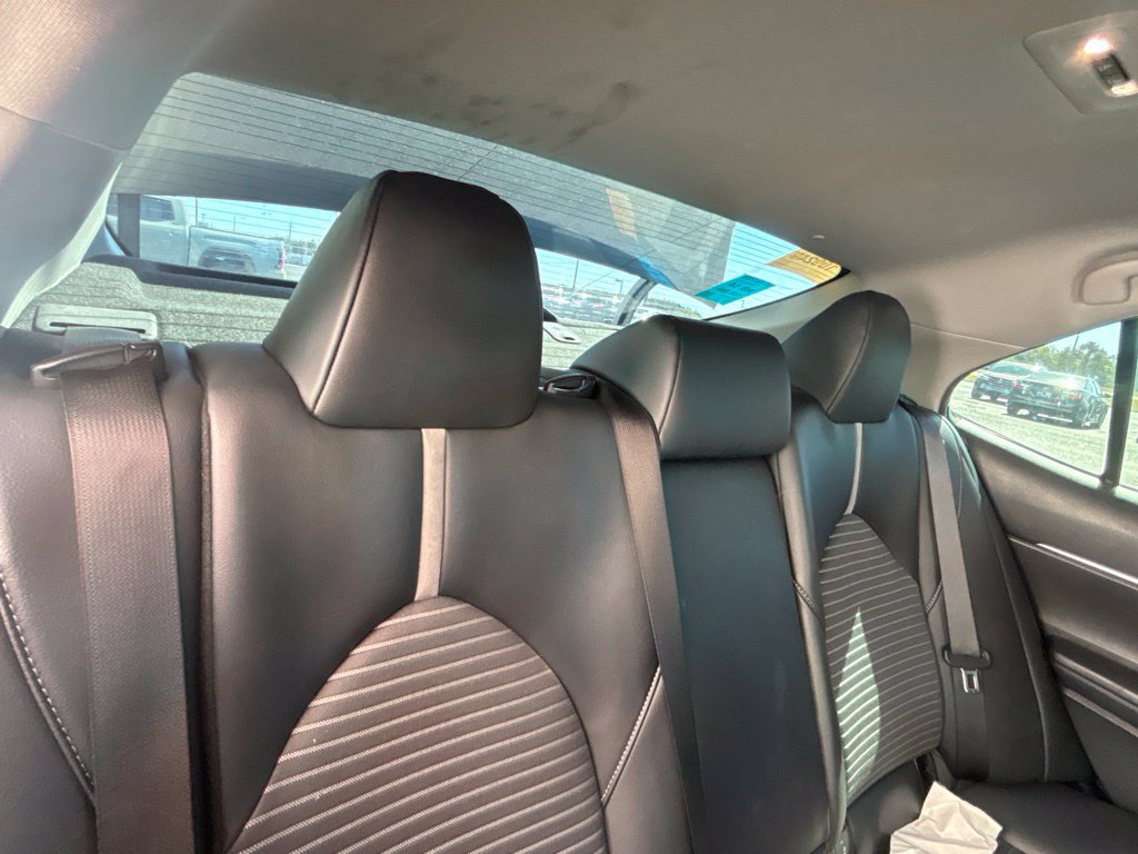 Used 2021 Toyota Camry SE w/ Audio Upgrade Package FWD image 29