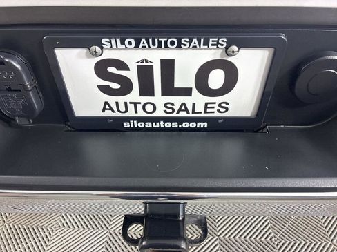 Used 2022 Chevrolet Silverado 1500 LTZ AWD/4WD image 5