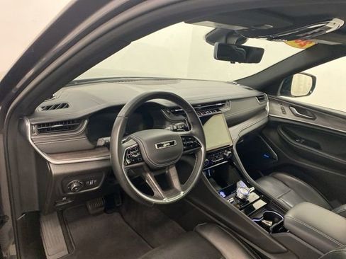 Used 2022 Jeep Grand Cherokee L Overland w/ Luxury Tech Group IV image 8