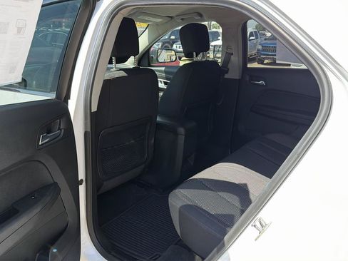 Used 2017 Chevrolet Equinox LS AWD/4WD image 27