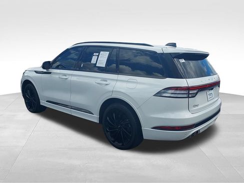 Used 2025 Lincoln Aviator Reserve w/ Jet Appearance Package AWD/4WD image 3