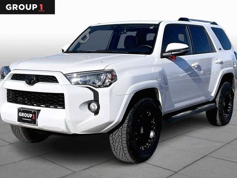 Used 2019 Toyota 4Runner SR5 Premium image 1