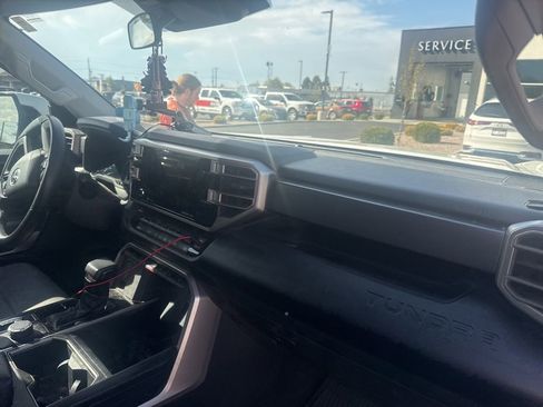 Used 2022 Toyota Tundra SR5 w/ TRD Off-Road Premium Package image 7