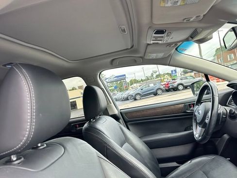 Used 2016 Subaru Outback 2.5i Limited AWD/4WD image 25